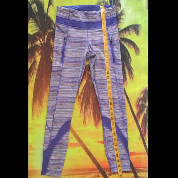 Lululemon Leggings Size 2 Purple - Picture 3 of 9